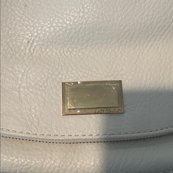 Juicy Couture White Bag with Gold Detail - Picture 2 of 9